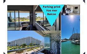 Lovely apartment in Marina Baie des Anges- Baronnet - Sew view, free parking spaces on site, restaurants, beach, supermarket